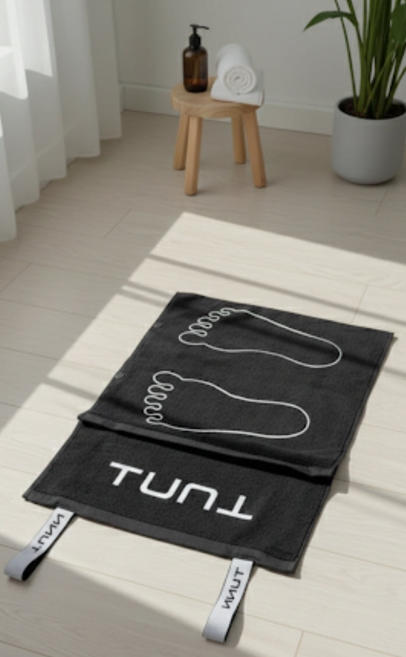 FOOT TOWEL